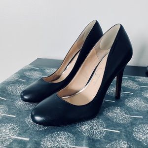 Classic Pumps 👠 with heel protection